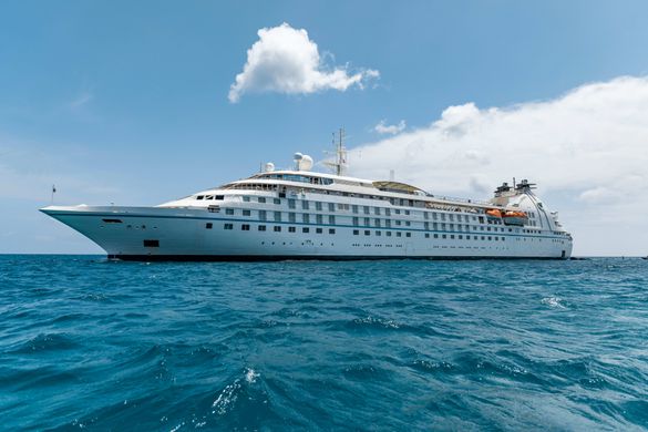 Windstar's Star Pride sails in the Caribbean Windstar's Star Pride sails in the Caribbean